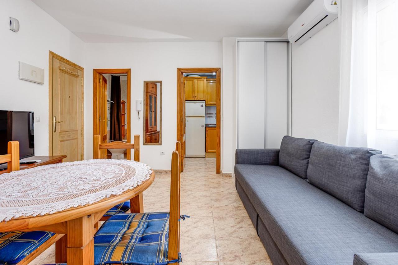 Apartment Caballero De Rodas Торевьиа Экстерьер фото