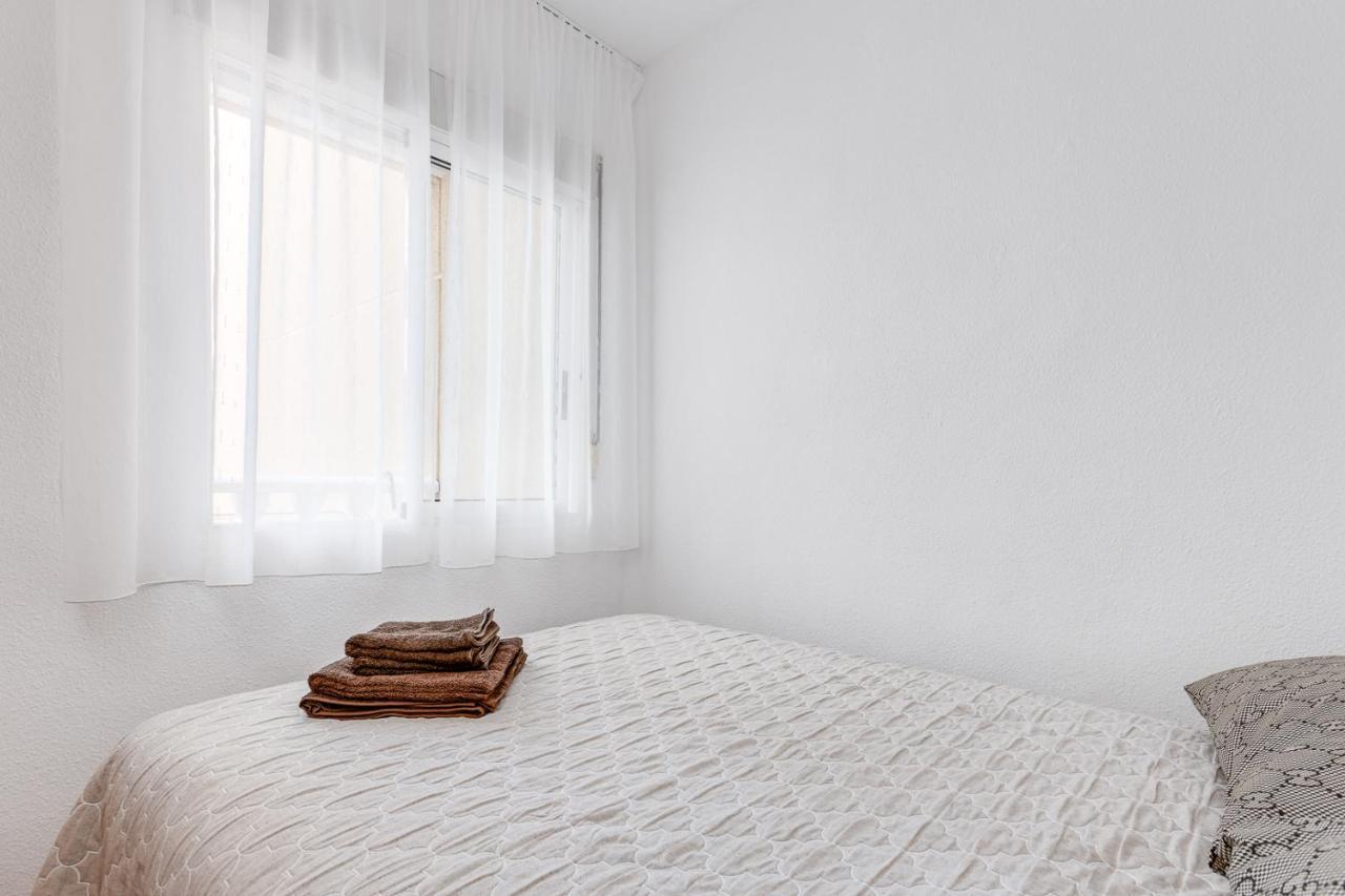 Apartment Caballero De Rodas Торевьиа Экстерьер фото